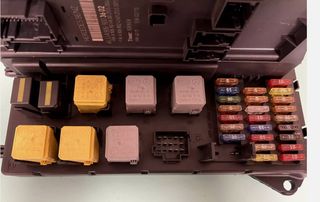 Caja fusibles VOLKSWAGEN CRAFTER A9069003602