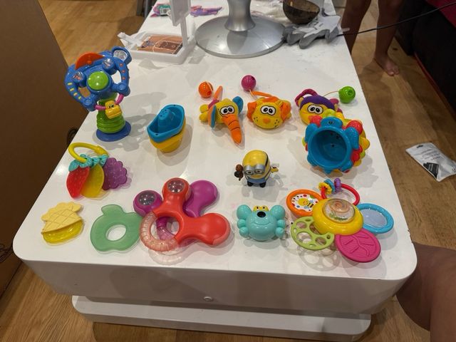 Lote juguetes bebe