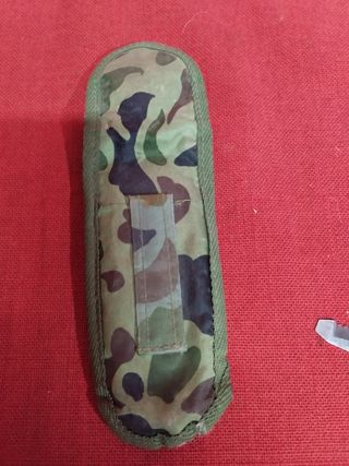 Coltellino multiuso con astuccio