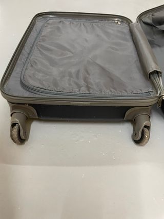 Maleta con ruedas