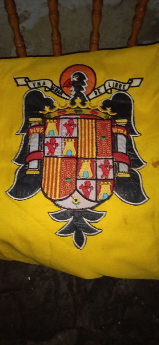 Bandera España años 50 escudo bordado.
