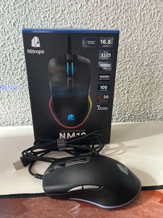 Teclado mecanic, ratón y auriculares