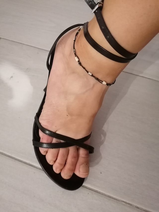 Zandalias negras tacón de aguja