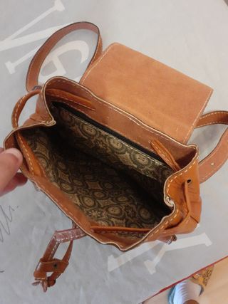 Mochila de cuero pequeña