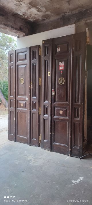 Puertas de exterior recuperadas