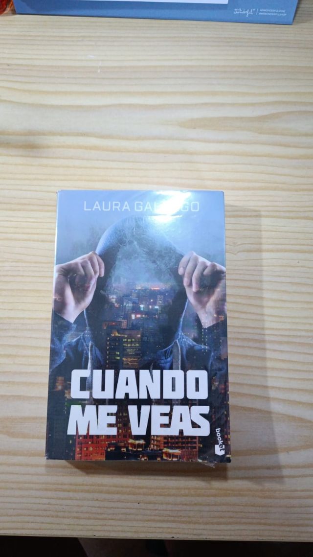 Libros juveniles en español y inglés