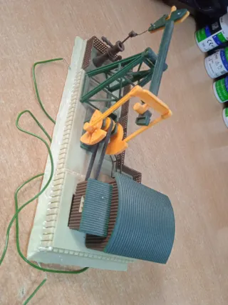 Petrolera con Motor escala N.