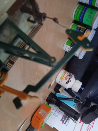 Petrolera con Motor escala N.