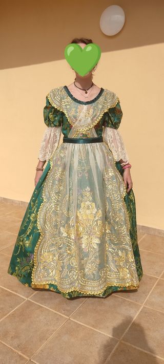 TRAJE DE FALLERA