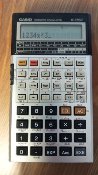 Calculadora científica vintage Casio fx-3900P