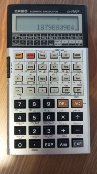 Calculadora científica vintage Casio fx-3900P