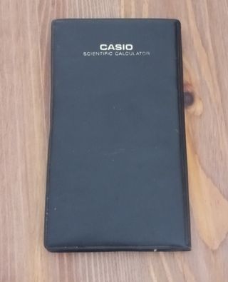Calculadora científica vintage Casio fx-3900P