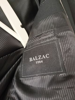 Traje chaqueta negro