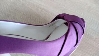 Zapato tacón morado
