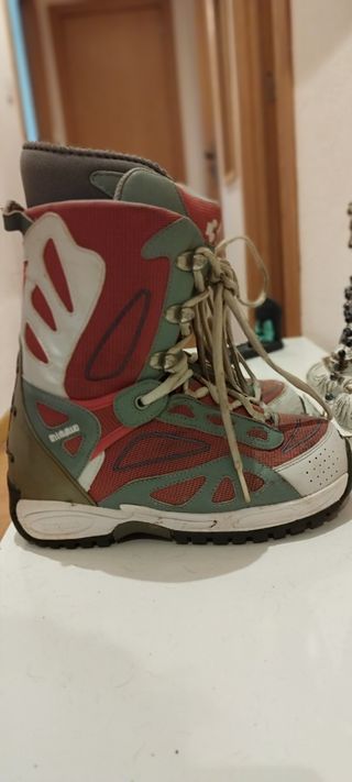 Tabla y botas snowboard