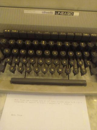 Olivetti máquina de escribir