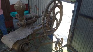 Bomba de trasiego antigua