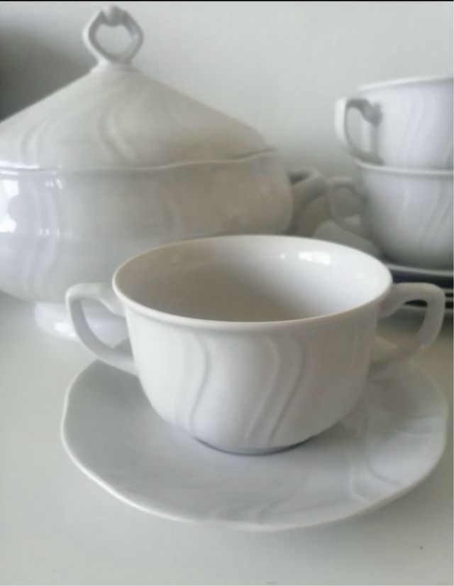 Juego tazas y sopera (6 ó 12) 