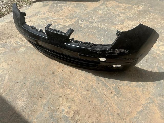 Paragolpes nissan micra k12