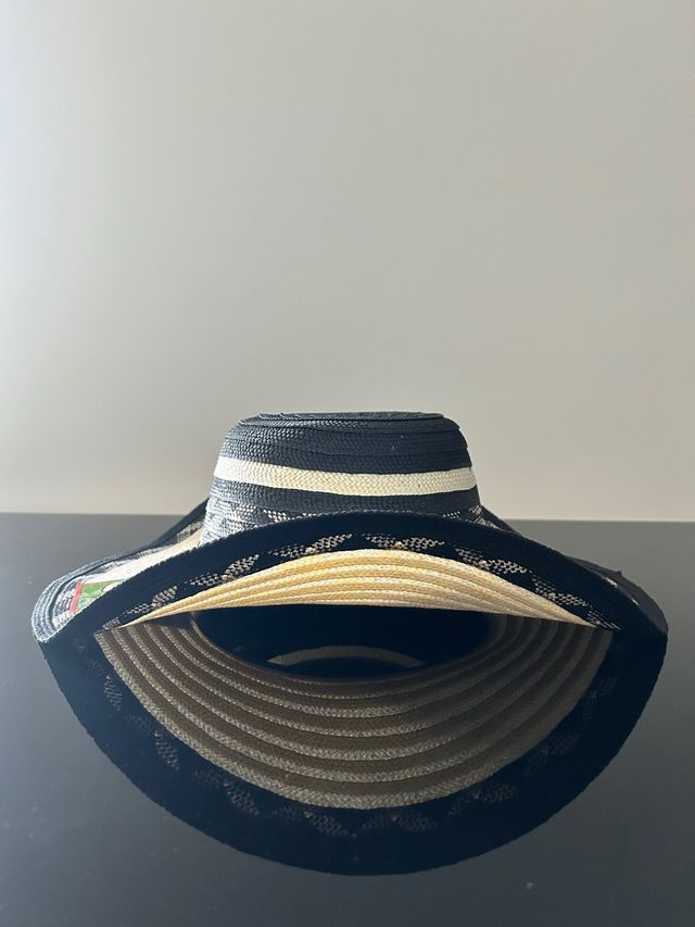 Sombrero colombiano vallenato paisa