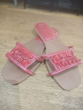 Sandalias planas número 39 Lefties