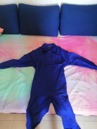 Monos de trabajo colores