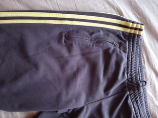 Pantalones Adidas Challenger mujer