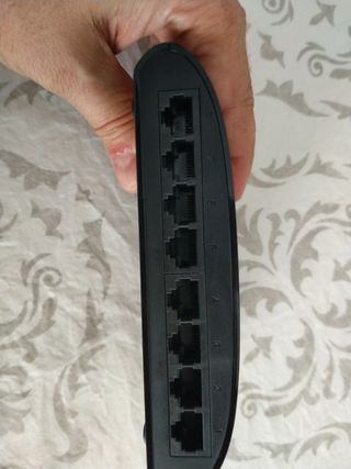 Switch D-link Des-1008D