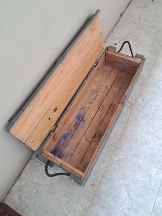Caja madera herramientas