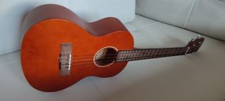Ukelele barítono.
