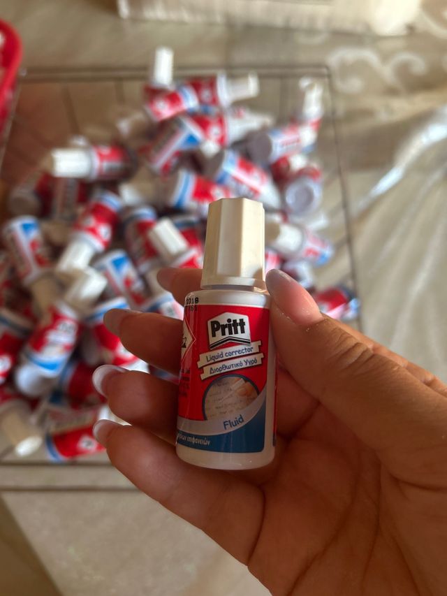 Correttore pritt