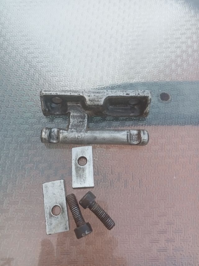 Bisagras cartola camión