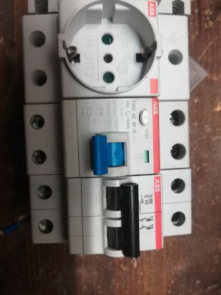 Lotto prese protezioni interruttori ABB