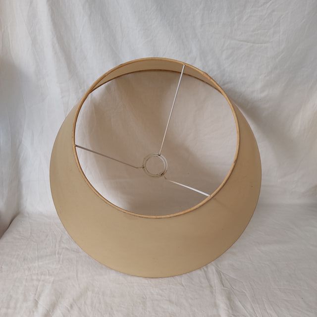 #150 Gran pantalla de cartón para lámpara.