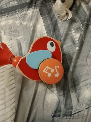 Andador en forma de pájaro con música