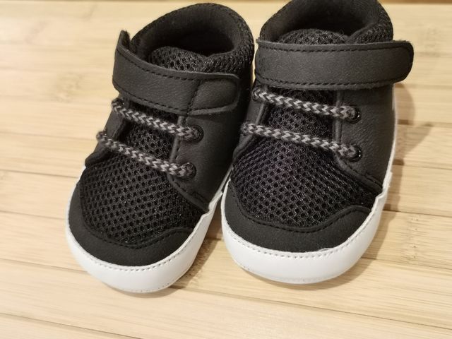 Zapatillas bebé IKKS nuevas - 17/18