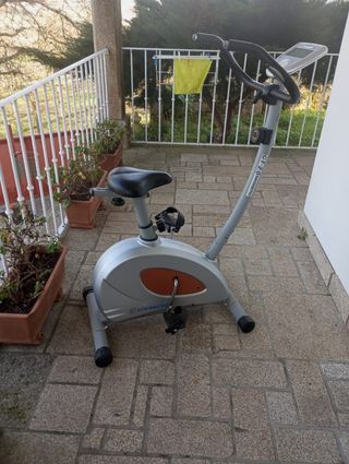 Bicicleta estática 