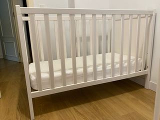 Cuna Ikea SUNDVIK + colchón