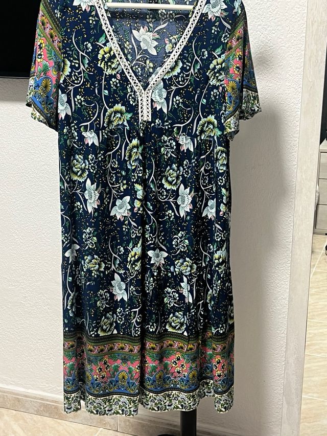 Vestido estampado. T/L