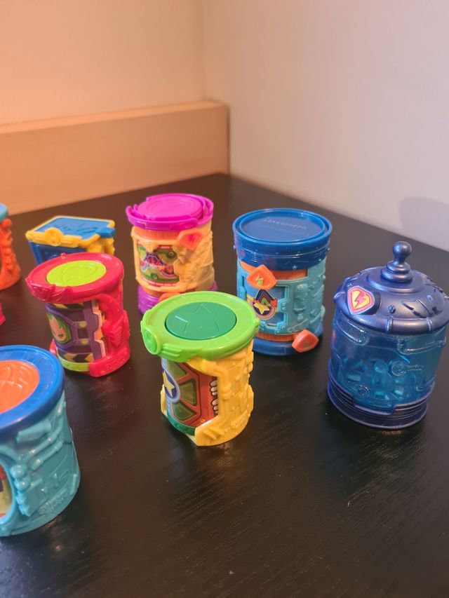 Lote de 10 escondites Superzing