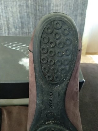 Se venden zapatos Geox