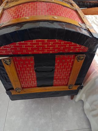 Baul antiguo restaurado