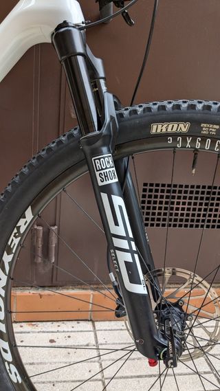 BICICLETA BTT CARBONO CANYON EXCEED 