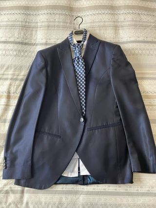 Traje novio + zapatos + cinturón