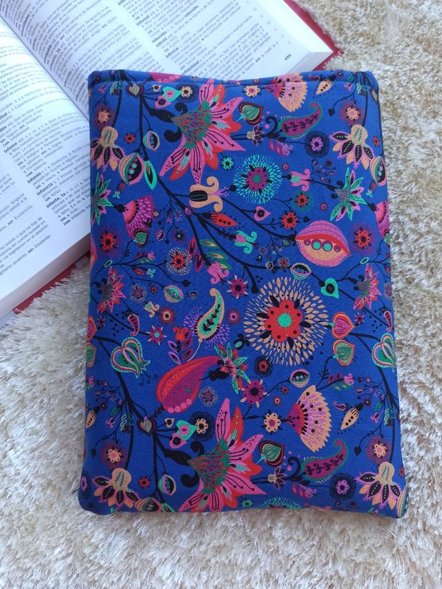 Funda literaria impermeable