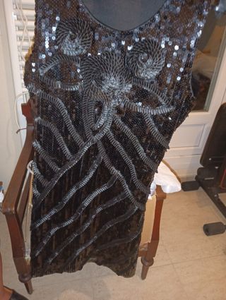 Elegante vestido de lentejuelas