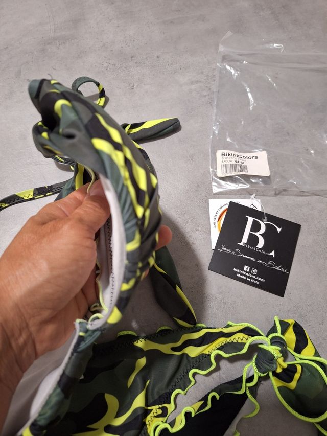 Costume Bikini Colors