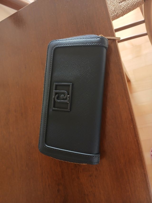 Portafoglio donna Liy Jo