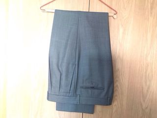 Traje caballero gris