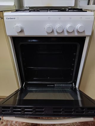 Cocina de Gas CORBERÓ 4 fuegos y Horno